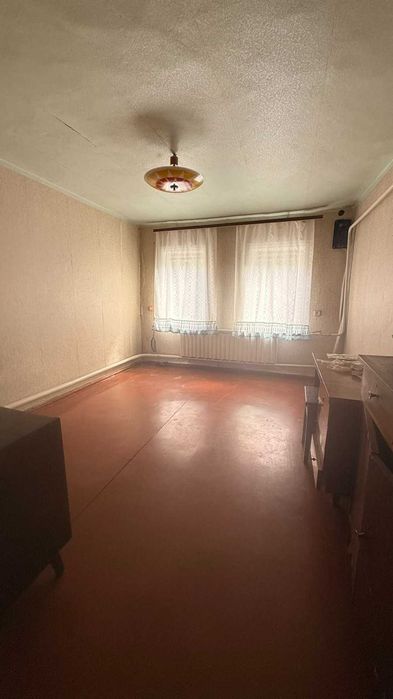 Продаж частини будинку в тихому центрі, район ТЦ Любава