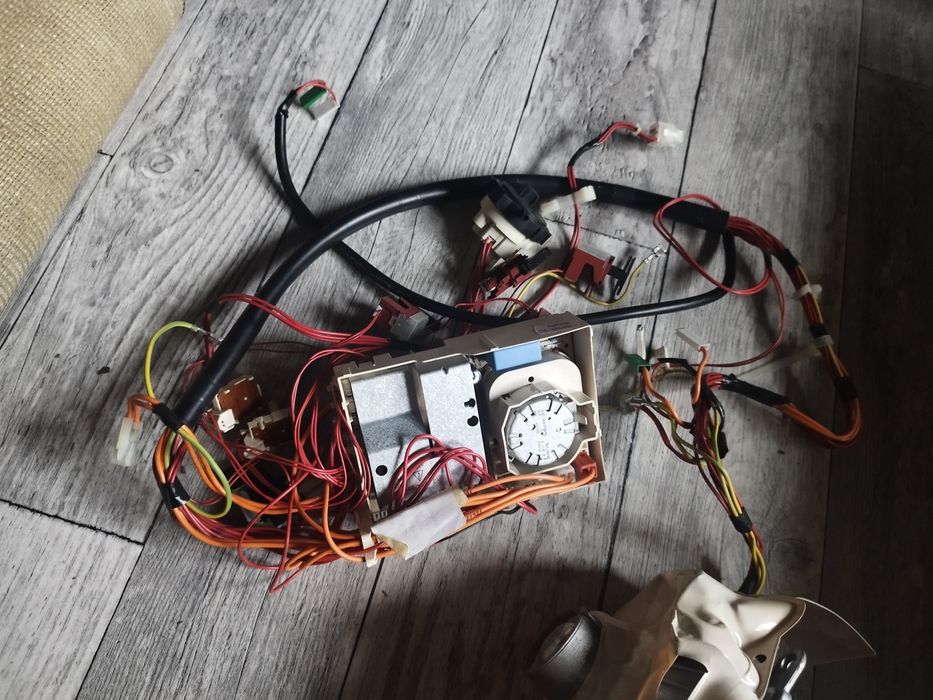 Плата управління пральною машинкою Whirlpool Вірпул 461975300801