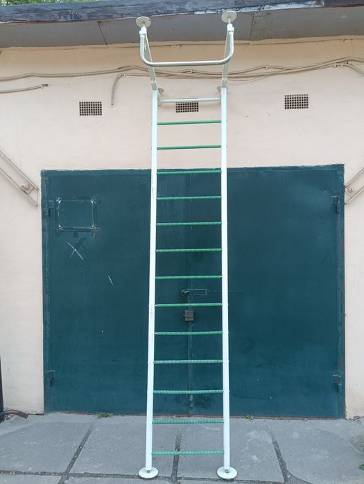 Драбина (шведська стінка)