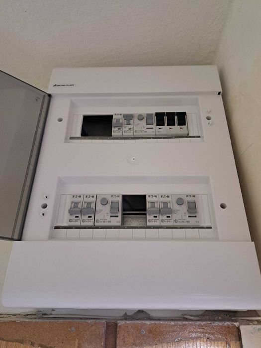 Elektryk Elektryka Elektroinstalacje