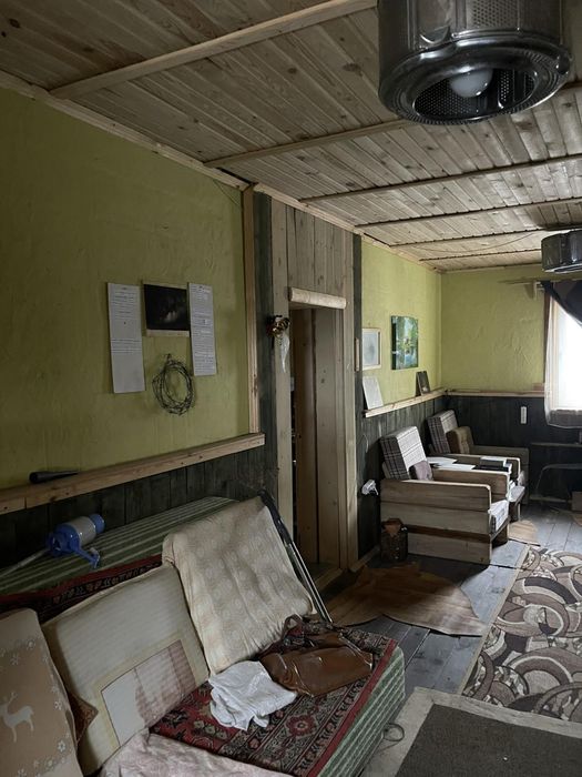 Помешкання під лісом в селі Піски. 70км від міста Київ.