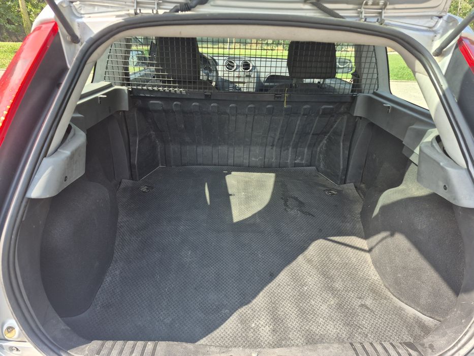 Ford Fiesta 1.4 TDCI comercial