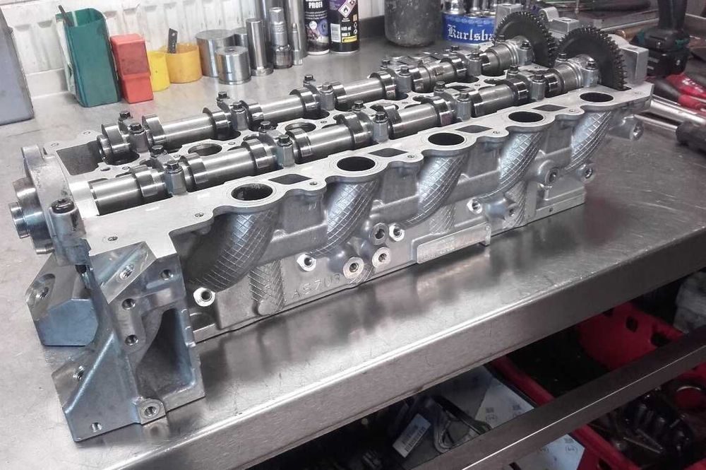 ГБЦ Головка блока VOLVO 2.0 D3 2.4  XC60 S60 V70 D5244T D5204T 2010-->