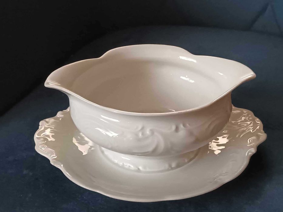 sosjerka porcelana biała 50 letni antyk Wawel prl