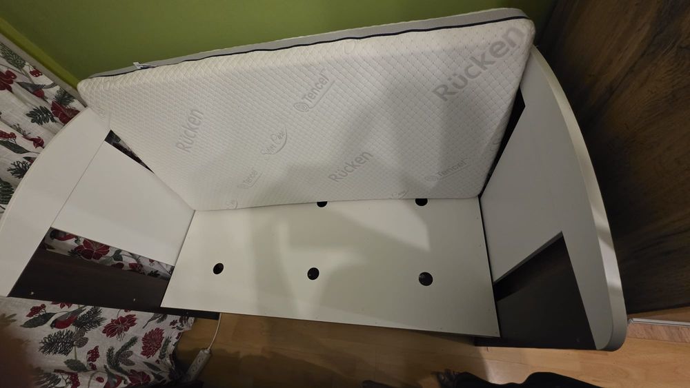 Łóżeczko dla dziecka + materac Rukka