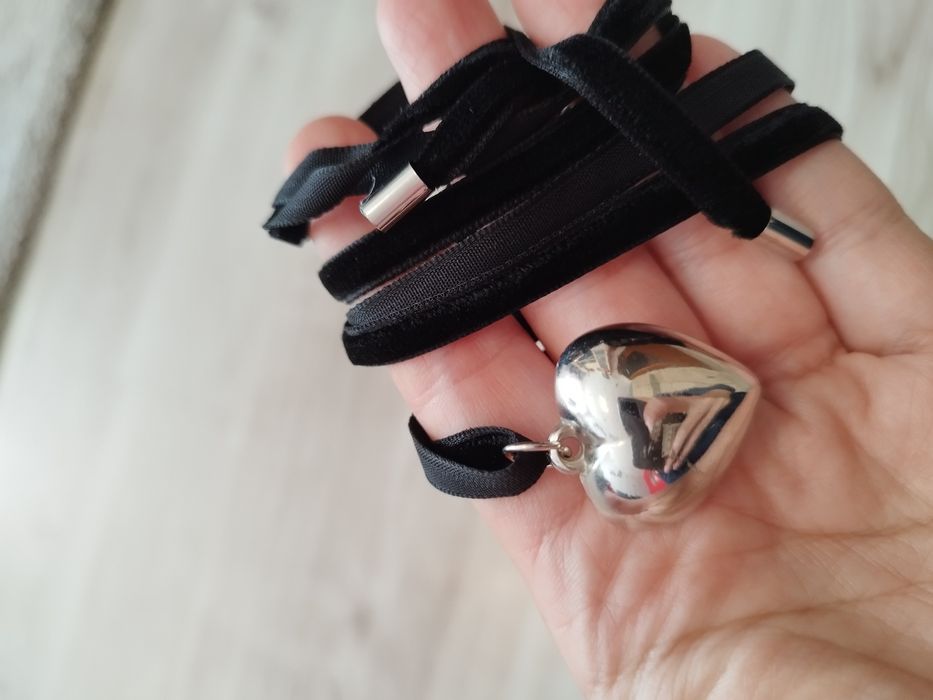 Hoker na szyję, serduszko, tasiemka