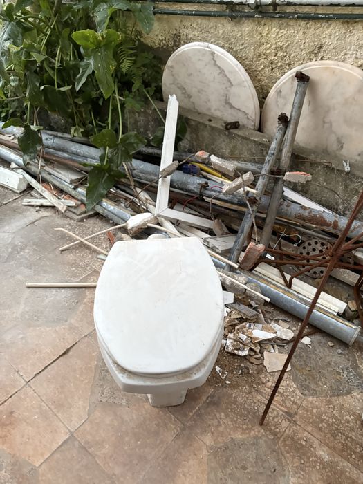 Conjunto Sanitario ( sanita, lavatorio e bidé)