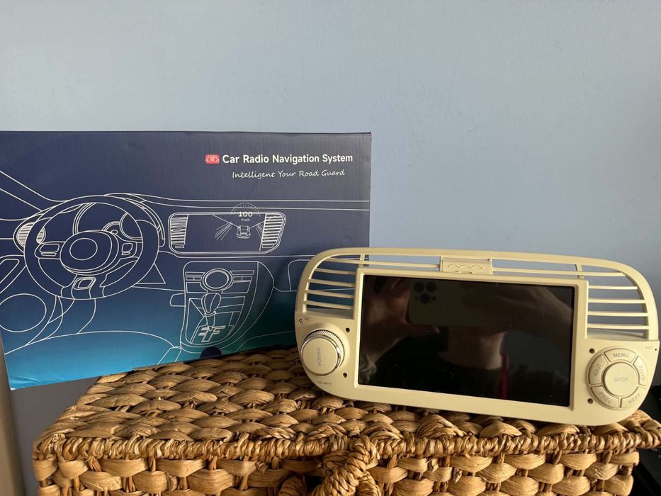 Nowe , nieuzywane Radio Nawigacja Fiat 500/2GB/64GB/GPS,Dotyk,WiFi