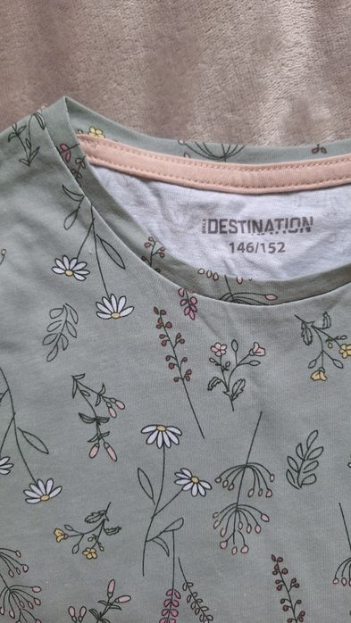 Футболка  жіноча