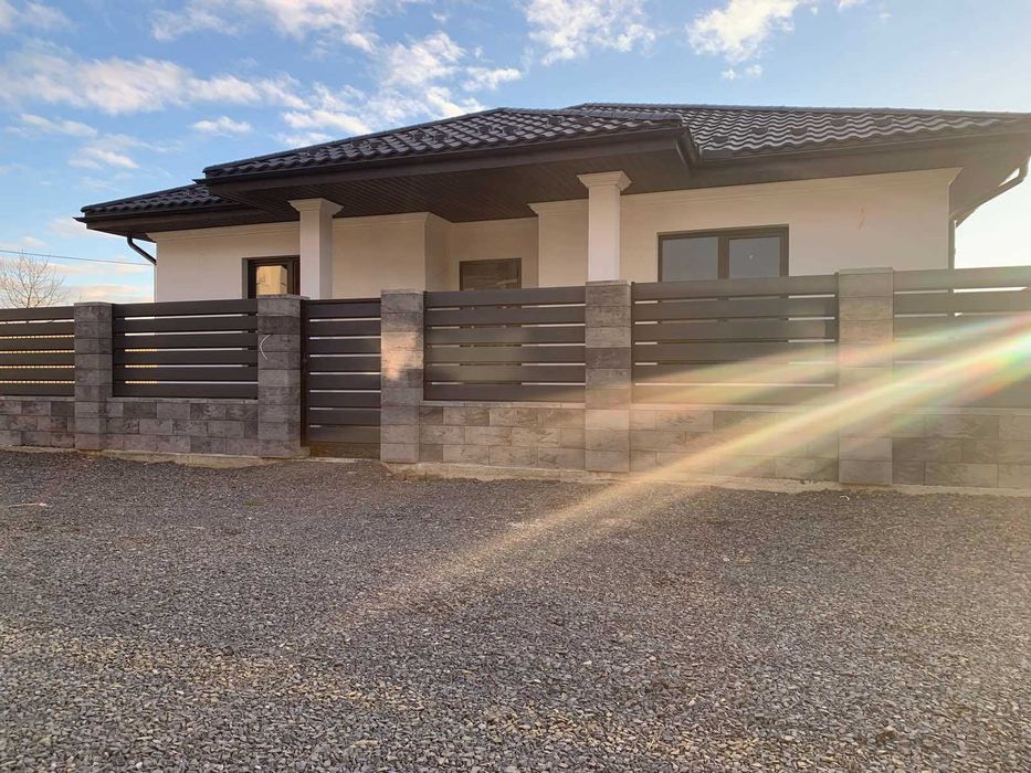 Продається будинок (американка)