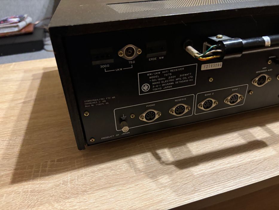 Amplituner NIKKO 7075 na rynek Niemiecki.