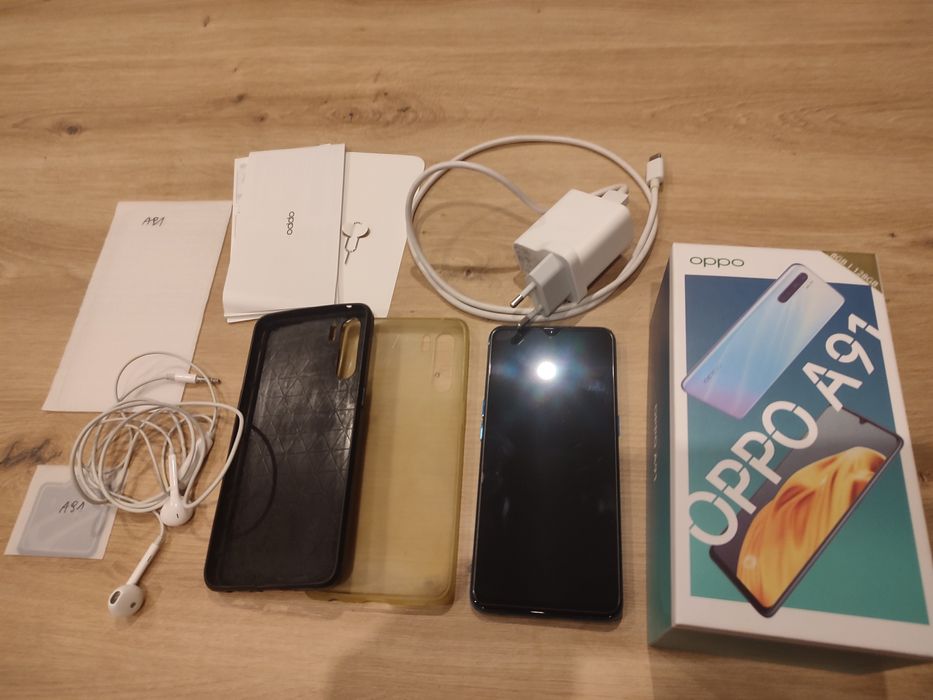 Telefon Oppo A91 DUAL SIM z NFC,  8/128 G  komplet