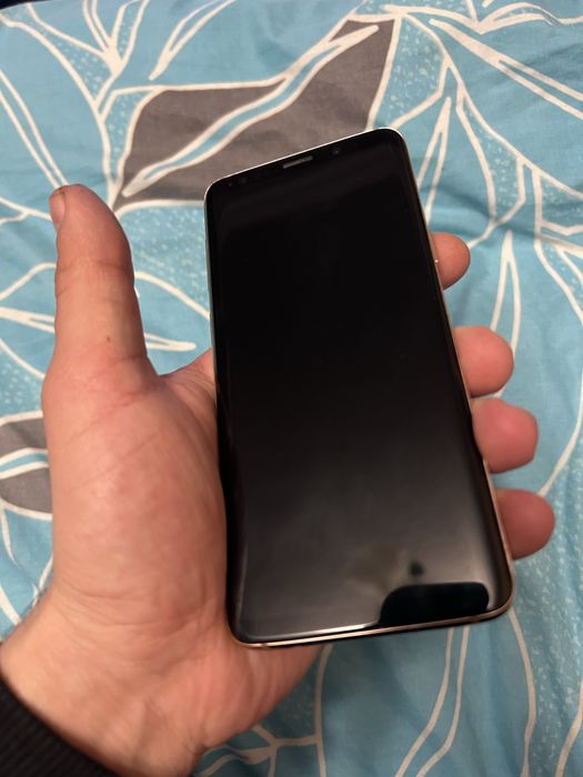 Samsung Galaxy S9 4/64Гб SM-G960F