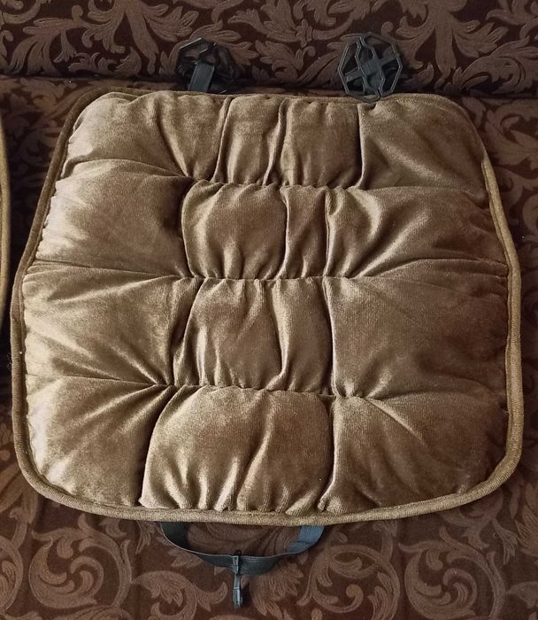 комплект подушок на передні сидіння автомобіля