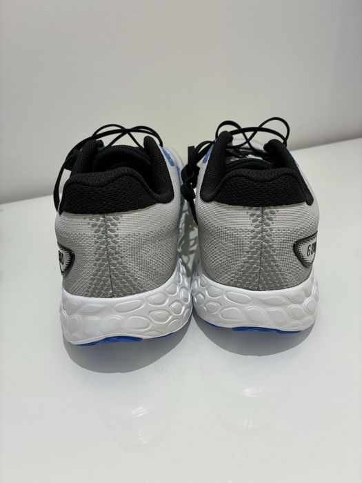Tenis New Balance 680