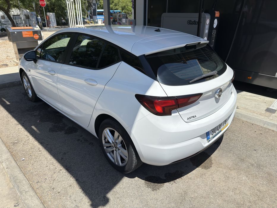 Opel Astra 2018   1.6 diessel