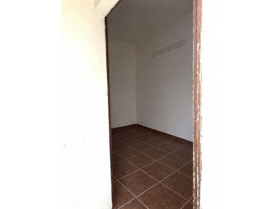 Moradia T1+1 com quintal na Vila de Redondo (Évora)