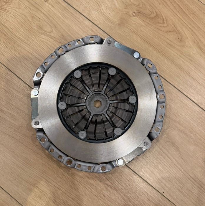 Embraiagem Luk BMW E46 320d 136cv