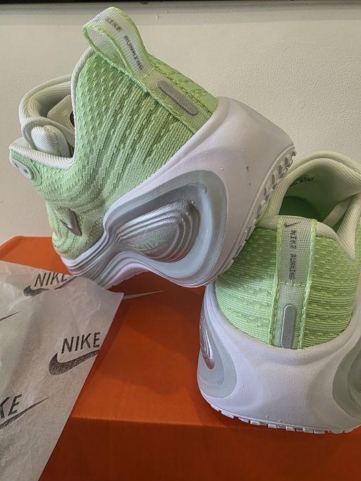 Nike vomero plus novos verdes