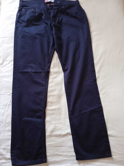 Джинси чоловічі Levis в поясі 47 см