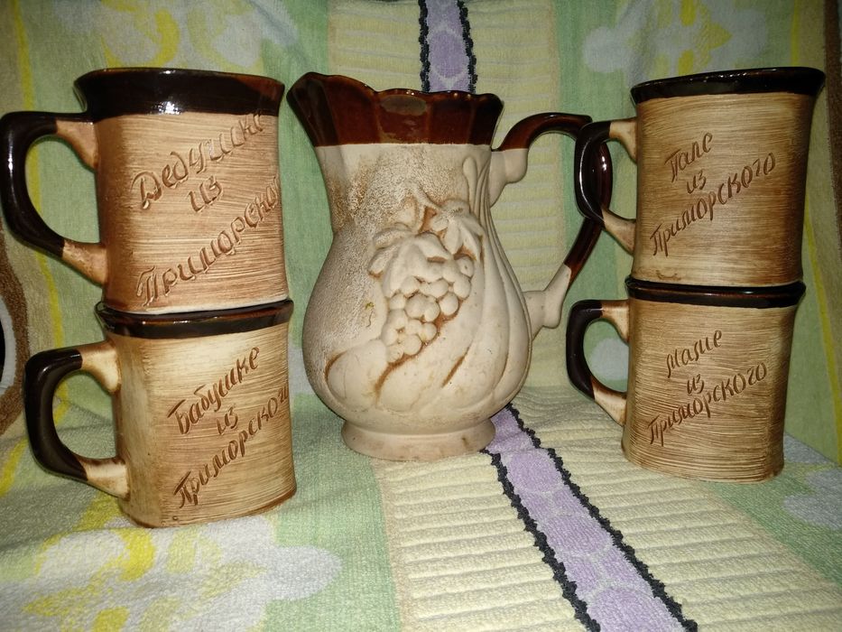 Казанок чугунок кувшин сахарница чайник чашка