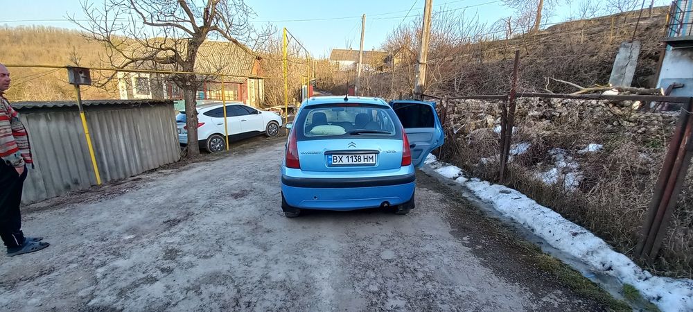 Машина хечбек  Сітроен С3