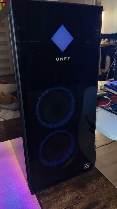 Komputer gamingowy HP OMEN 40L + monitor HP OMEN 27Q na sprzedaż