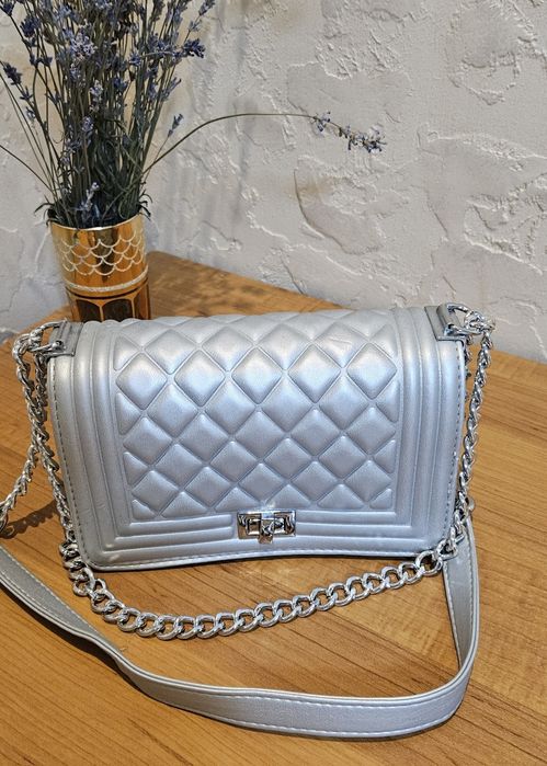 Сумка жіноча стильна