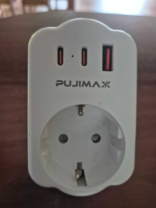 Złodziejka 240V z gniazdami USB