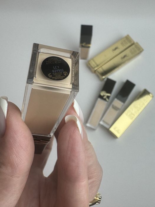 Коректор консілер YSL LN1