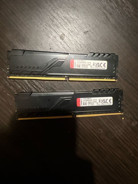 Оперативка Kingston Fury Beast DDR4