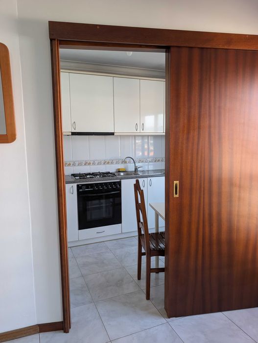 T0 Mobilado para Arrendamento – Centro de Viana do Castelo