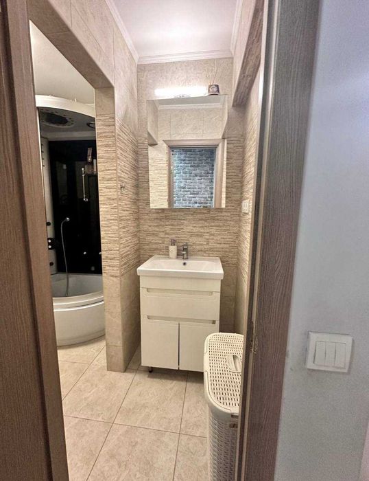 Здається 2-к квартира на вул Сихівська