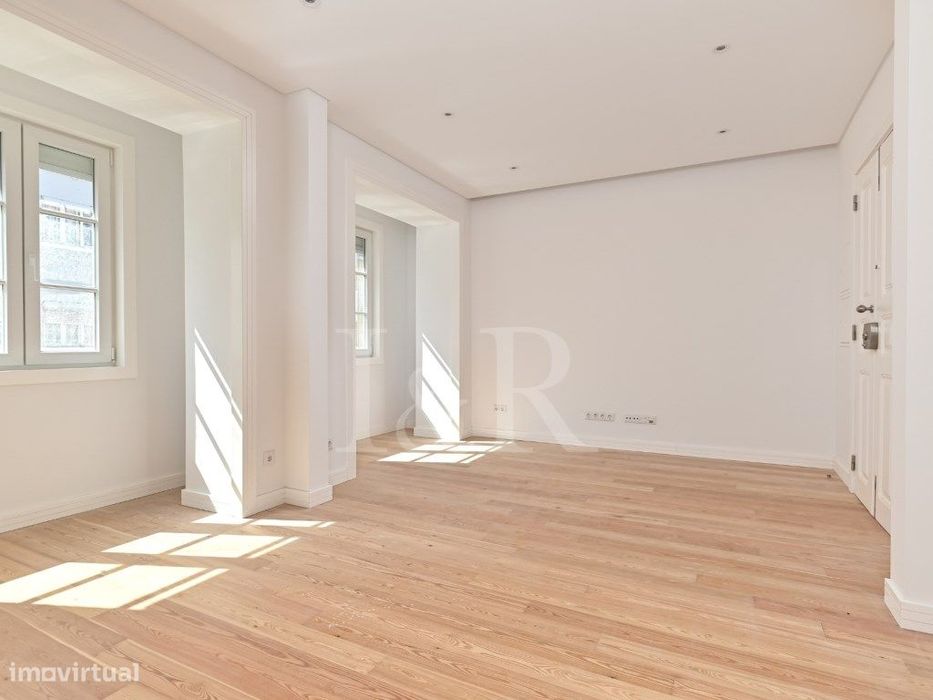 Apartamento T0 com terraço, em Arroios, Lisboa
