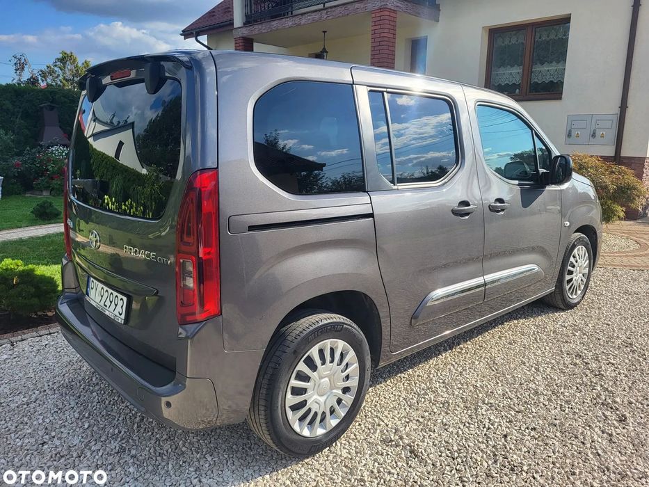 Toyota Proace City