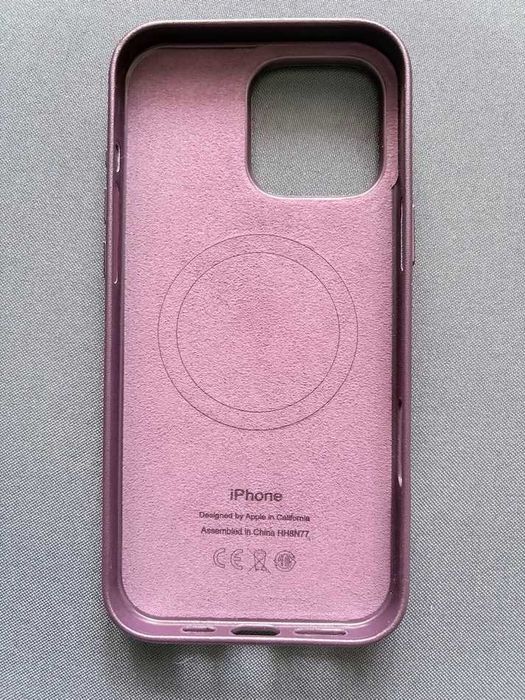 Кожаный чехол-накладка для iPhone 16 Pro max