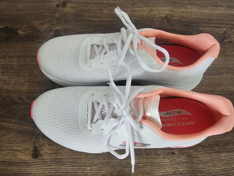 Buty Skechers  Arch Fit Infinity Cool