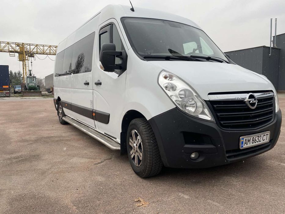 Продам бус opel movano 8+1 , 2015 року
