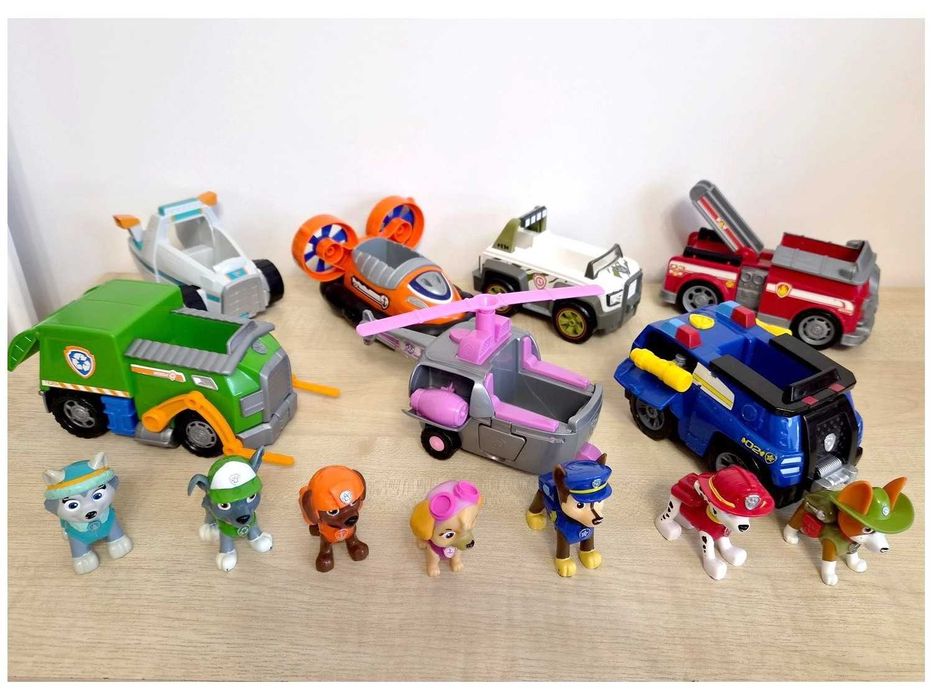 Psi Patrol zestaw Marshall Chase Skye Rocky Tracker Everest Zuma pojazdy