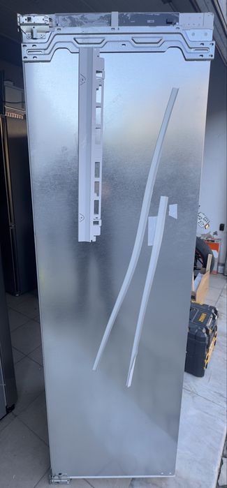 Arca Vertical Encastre BOSCH GIN81ACEO (No Frost - 177.2 cm - 212