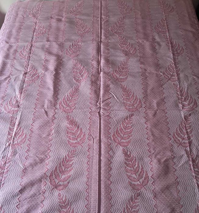 Lindíssimas Colchas Cor-de-Rosa para Cama de Casal
