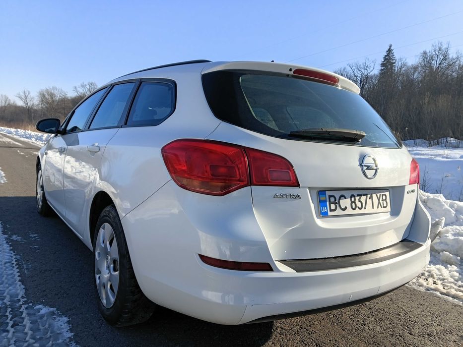 Продам Опель Астра 2011р.