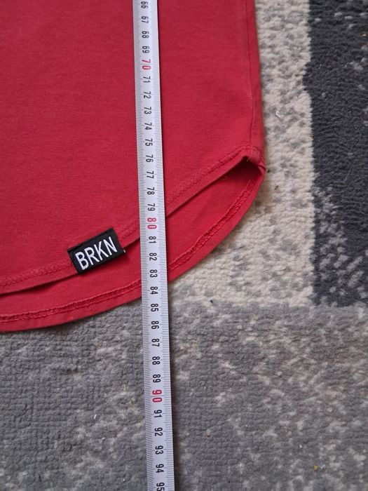 Sukienka dopasowana czerwona S