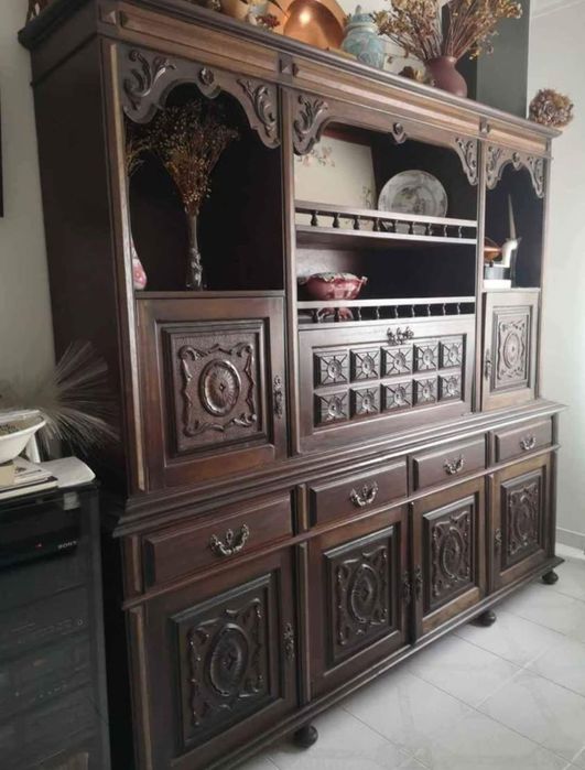 Móvel de sala com bar