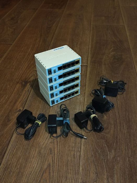 Wi-Fi роутер MikroTik hAP ac lite (RB952Ui-5ac2nD)