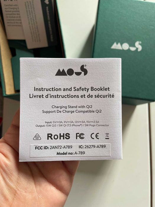 Mous Wireless Charging Stand - Ultra Fast Charger