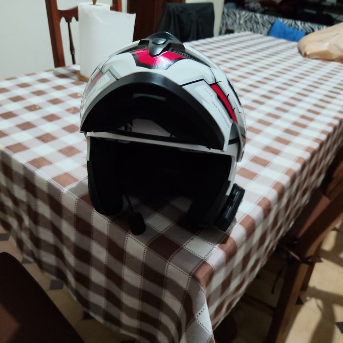 Vendo capacete em bom estado