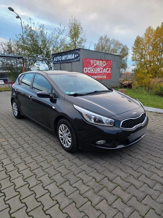 Kia Ceed KIA Ceed 1.4 2013