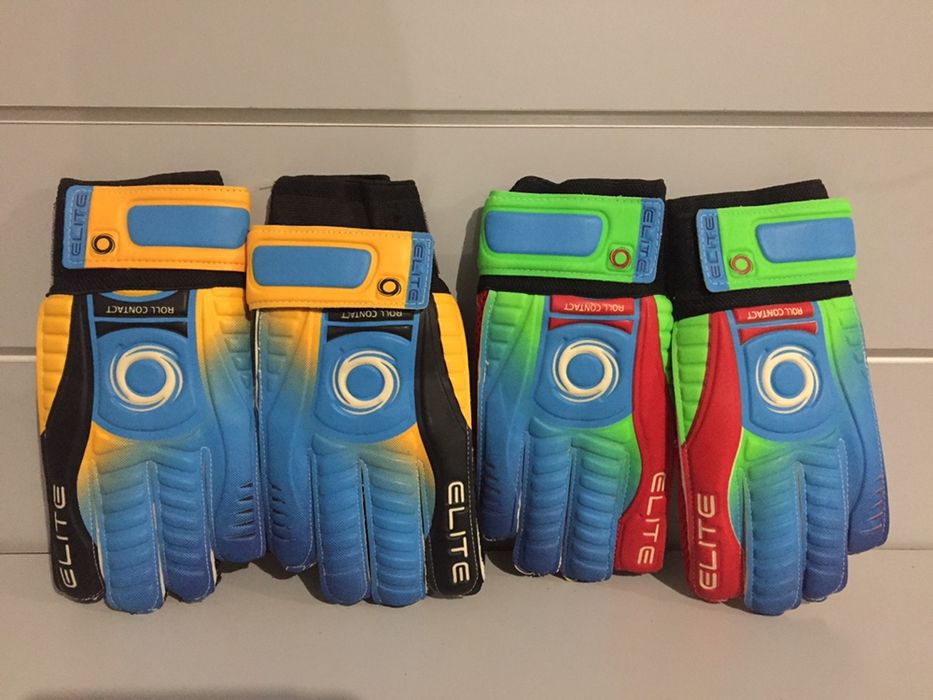 Вратарские футбольные перчатки Воротарські рукавиці 6,7,8,9