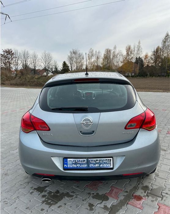 Astra 1.4 Turbo 140km